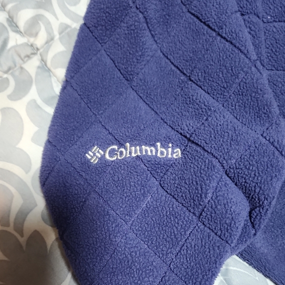 Navy Quilted Pullover with Pink Zipper - Picture 5 of 5